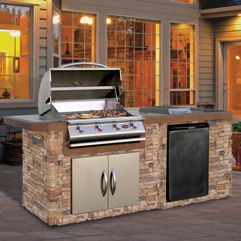 Outdoor Kitchens