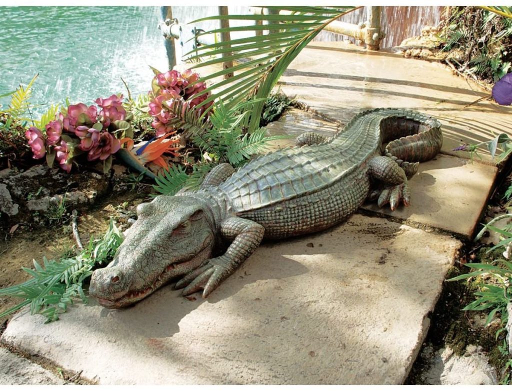 The Alligator Statue Buyer’s Guide